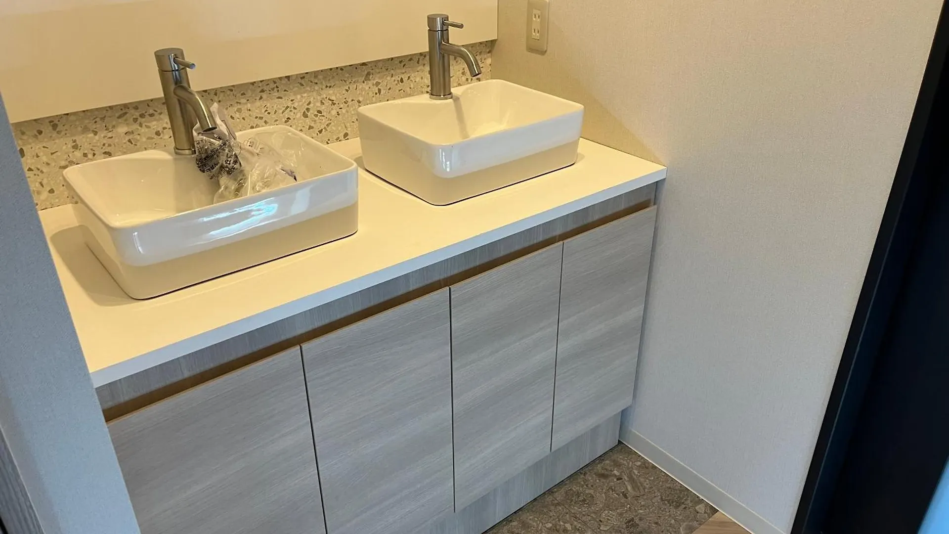 Business Hotel Legato Tokyo